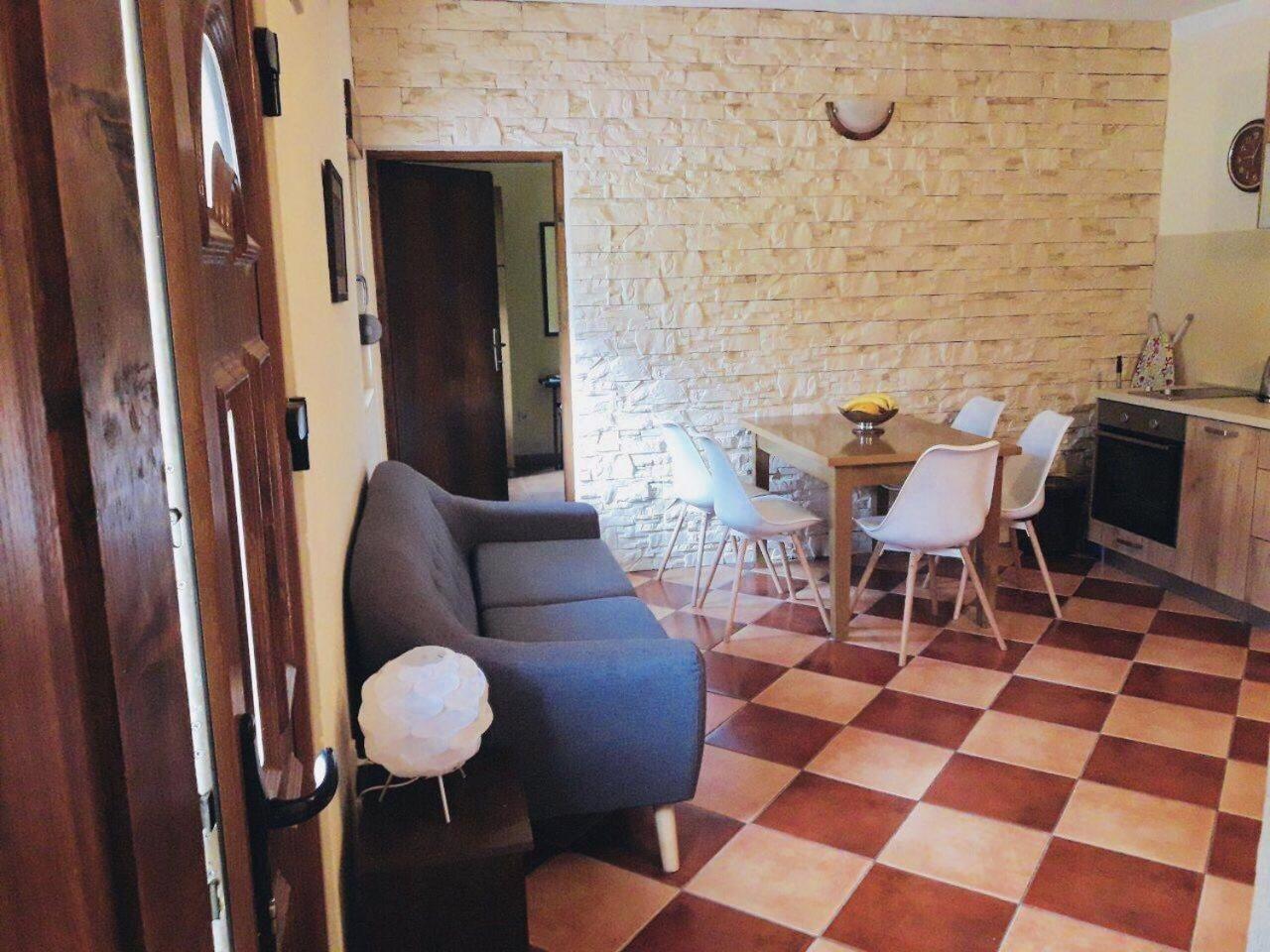 Mediterranean Holiday House & Apartments Kotor Bagian luar foto