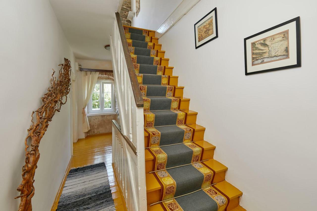 Mediterranean Holiday House & Apartments Kotor Bagian luar foto