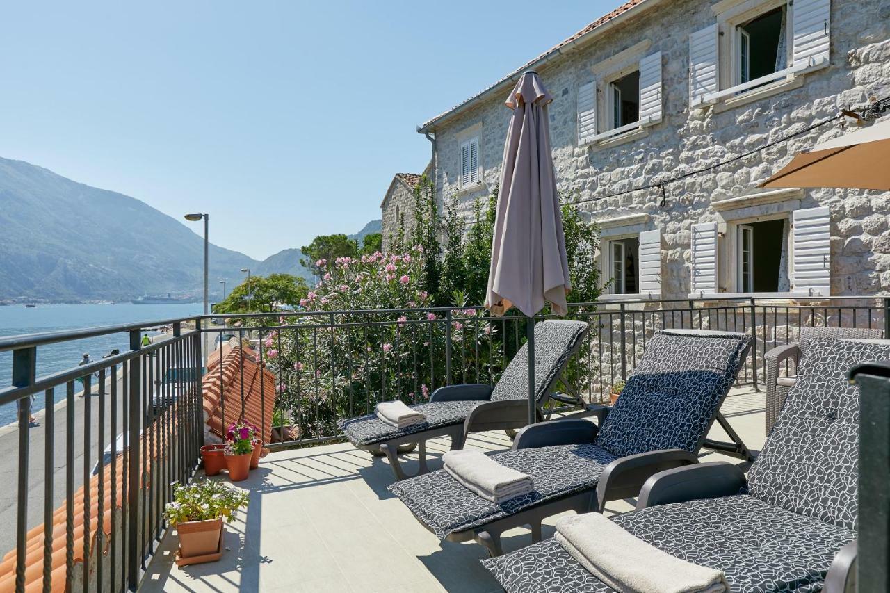 Mediterranean Holiday House & Apartments Kotor Bagian luar foto