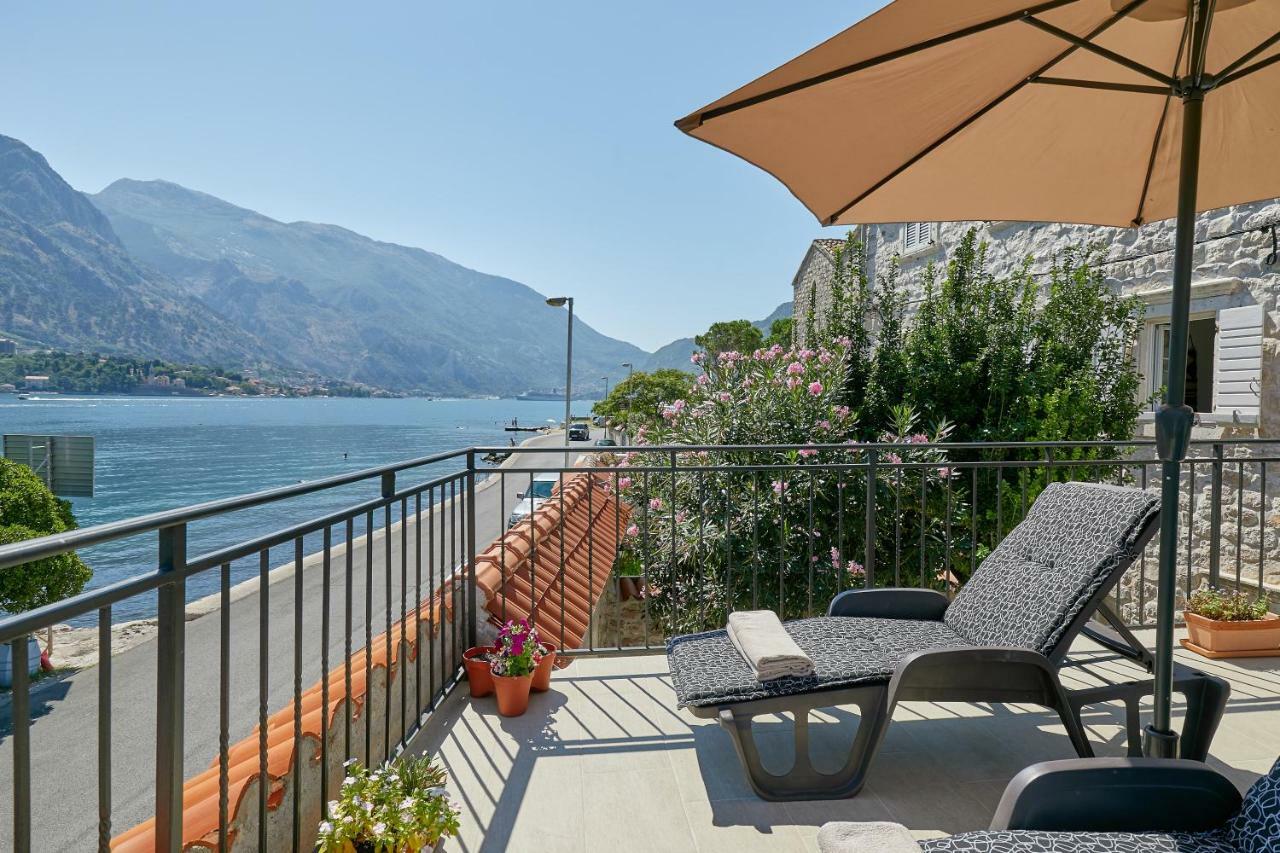 Mediterranean Holiday House & Apartments Kotor Bagian luar foto