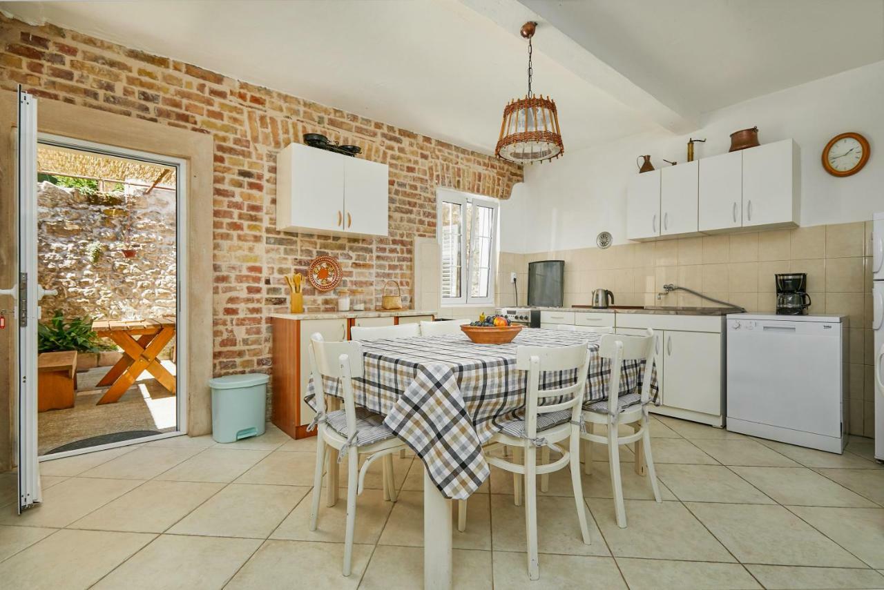 Mediterranean Holiday House & Apartments Kotor Bagian luar foto