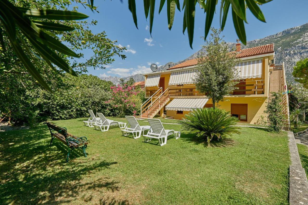 Mediterranean Holiday House & Apartments Kotor Bagian luar foto
